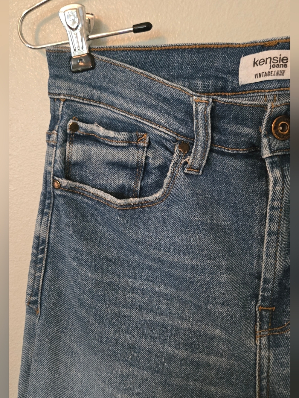 Kensie | Vintage Luxe The Allie Slim Straight Jeans Size 6/28 - Picture 6 of 12